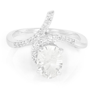 Anillo en plata con Petalita