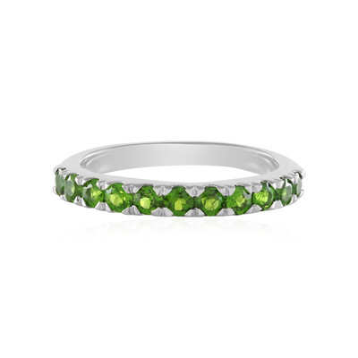 Anillo en plata con Diópsido de Rusia