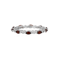Anillo en plata con Granate de Mozambique