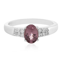 Anillo en plata con Espinela púrpura