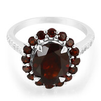 Anillo en plata con Granate de Mozambique