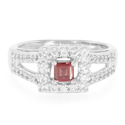Anillo en plata con Rodolita
