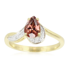 Anillo en oro con Zircón rosado