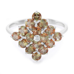 Anillo en plata con Andalucita