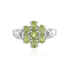 Anillo en plata con Peridoto