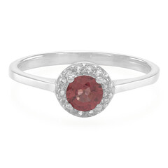 Anillo en plata con Granate de Malaya