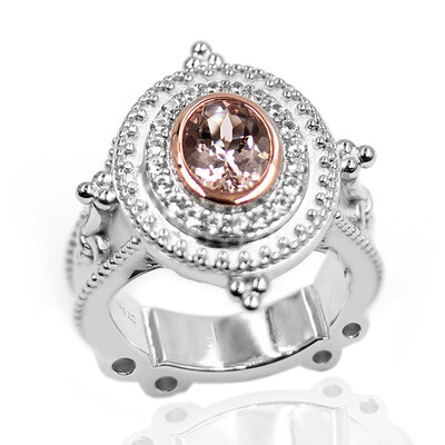 Anillo en plata con Morganita (Dallas Prince Designs)