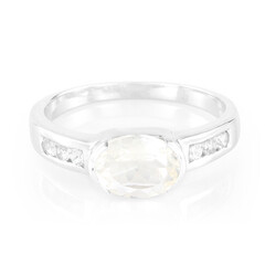 Anillo en plata con Ortoclasa