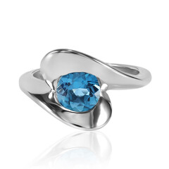 Anillo en plata con Topacio azul suizo