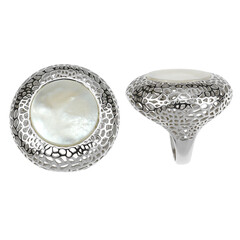 Anillo en plata con Nácar