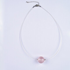 Collar con Cuarzo rosa