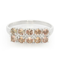 Anillo en plata con Granate de Tanzania de color cambiante