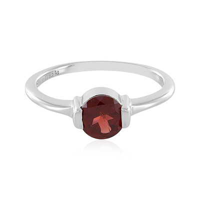 Anillo en plata con Granate de Mozambique