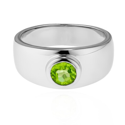 Anillo en plata con Peridoto de Arizona