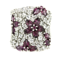 Anillo en plata con Rodolita (Dallas Prince Designs)