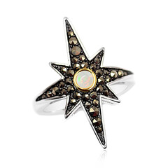 Anillo en plata con Ópalo de Welo
