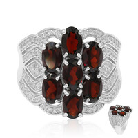 Anillo en plata con Granate
