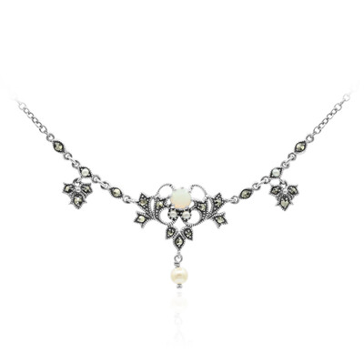 Collar en plata con Ópalo blanco