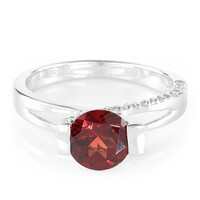 Anillo en plata con Granate de Mozambique