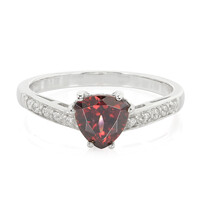 Anillo en plata con Zircón rojo