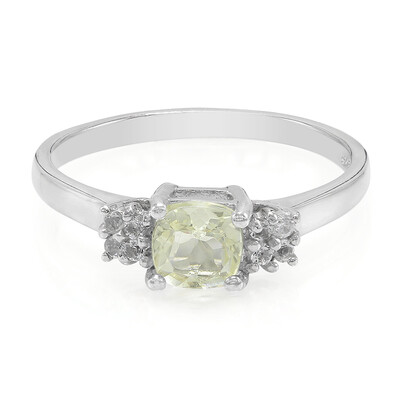 Anillo en plata con Ortoclasa