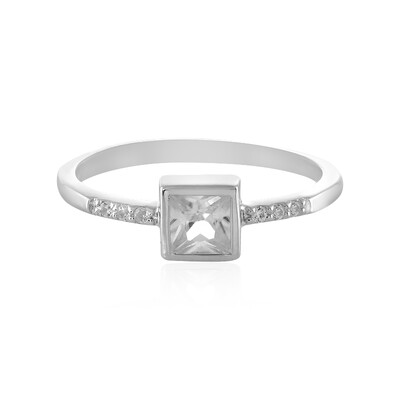 Anillo en plata con Zircón