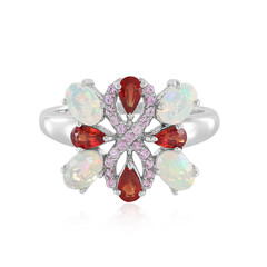 Anillo en plata con Ópalo de Welo