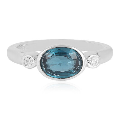 Anillo en plata con Cianita petróleo