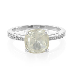 Anillo en plata con Ortoclasa