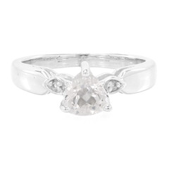 Anillo en plata con Cuncita blanca